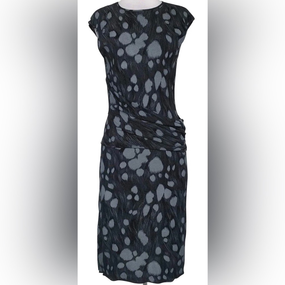 Armani Collezioni - Black & Grey Spotted
Dress